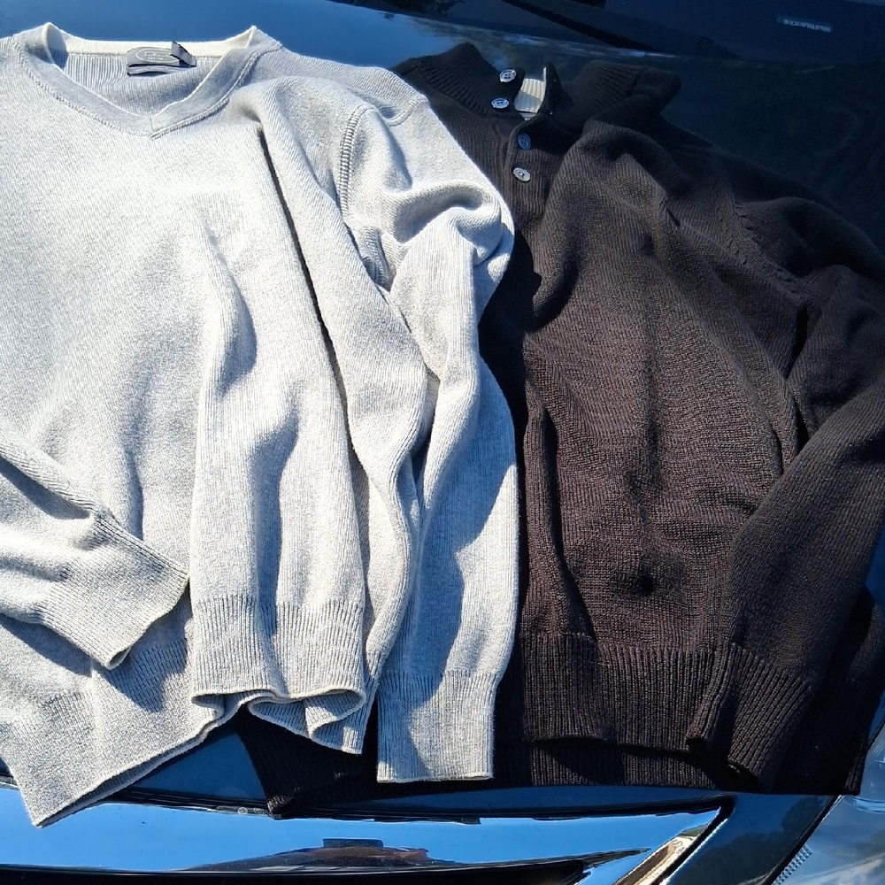 Talbots Men's Gray and Black Crewneck Sweaters
